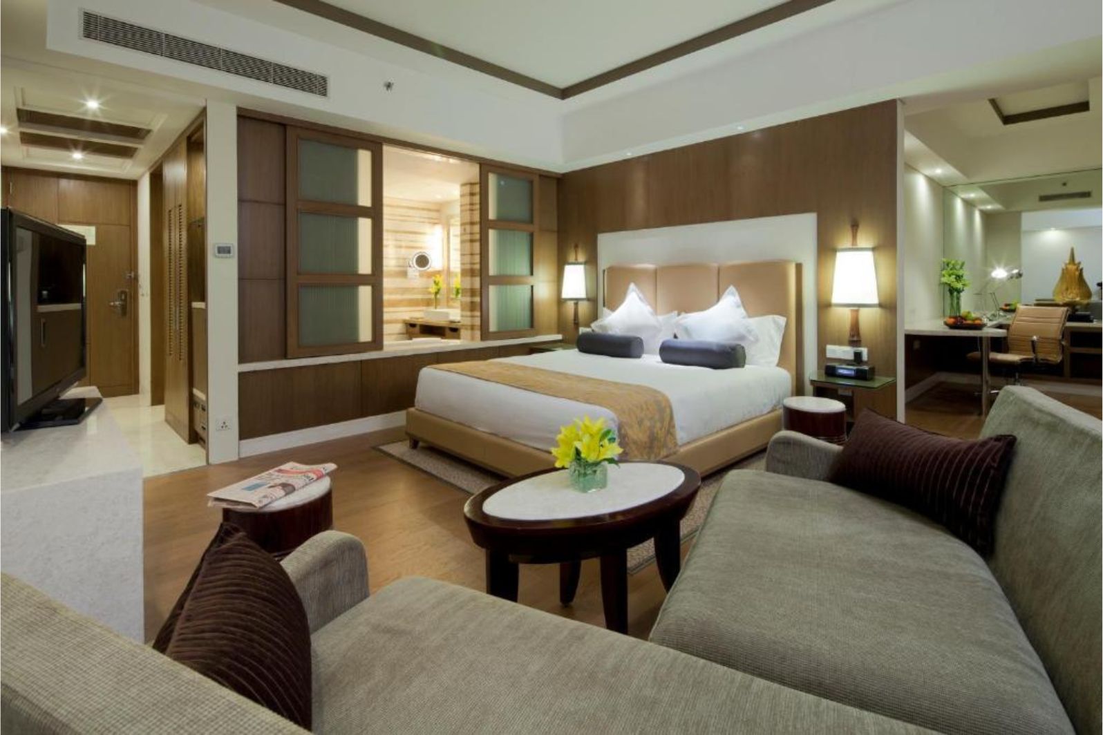 crowne plaza hotel okhla phase 1 new delhi