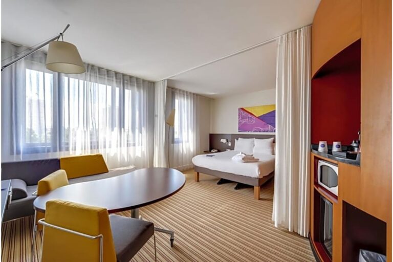 novotel suites paris nord 18ème hotel in Paris, France