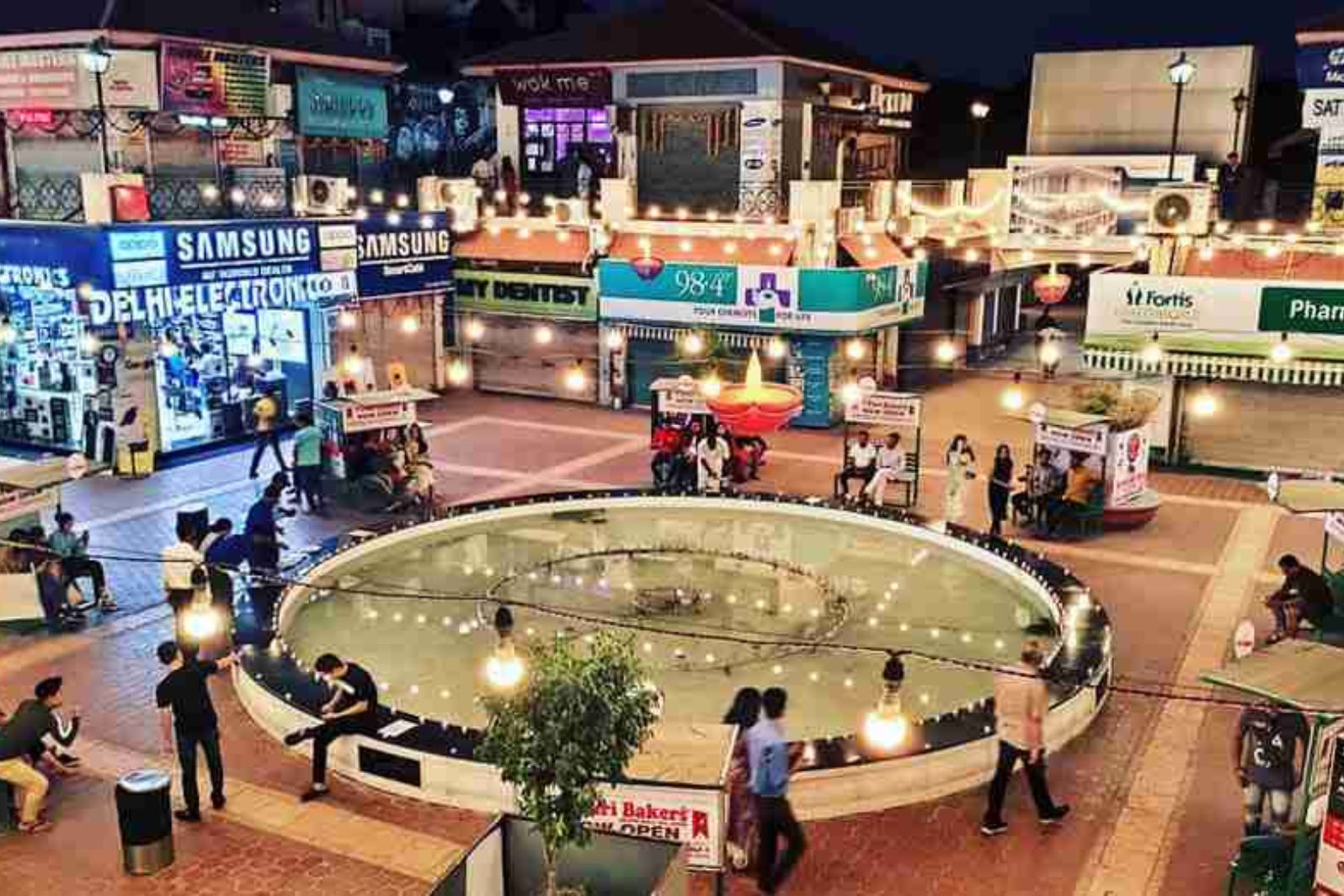 sector 14 market gurgaon
