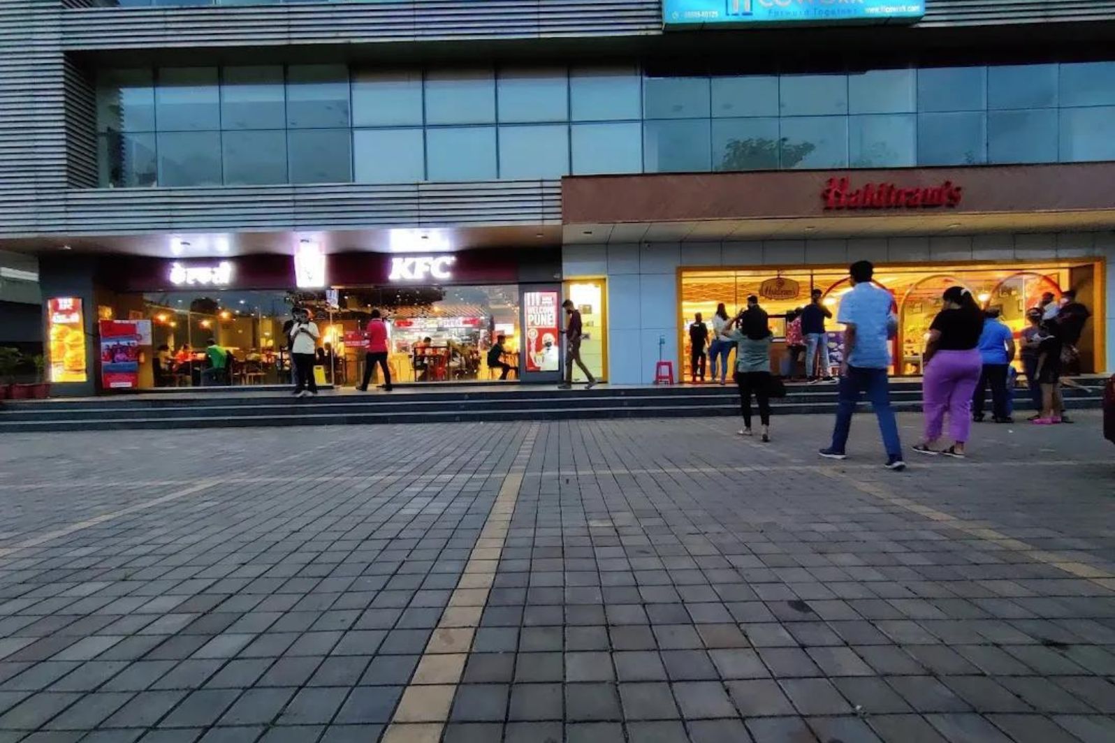 spot 18 pimple saudagar shoping mall