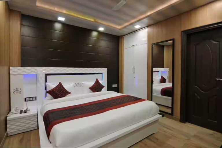 capital o 12148 flyover inn hotel delhi