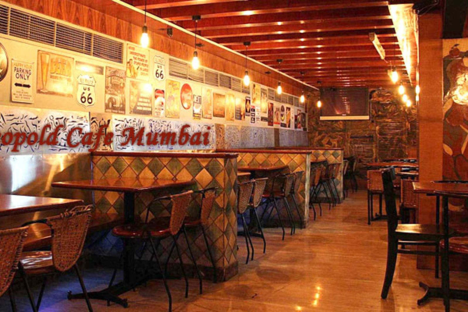 leopold cafe mumbai