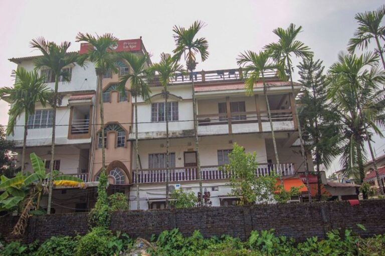 oyo 12992 prince lodge hotel siliguri west bengal