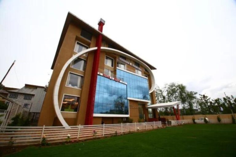 oyo 19811 abc residency hotel srinagar